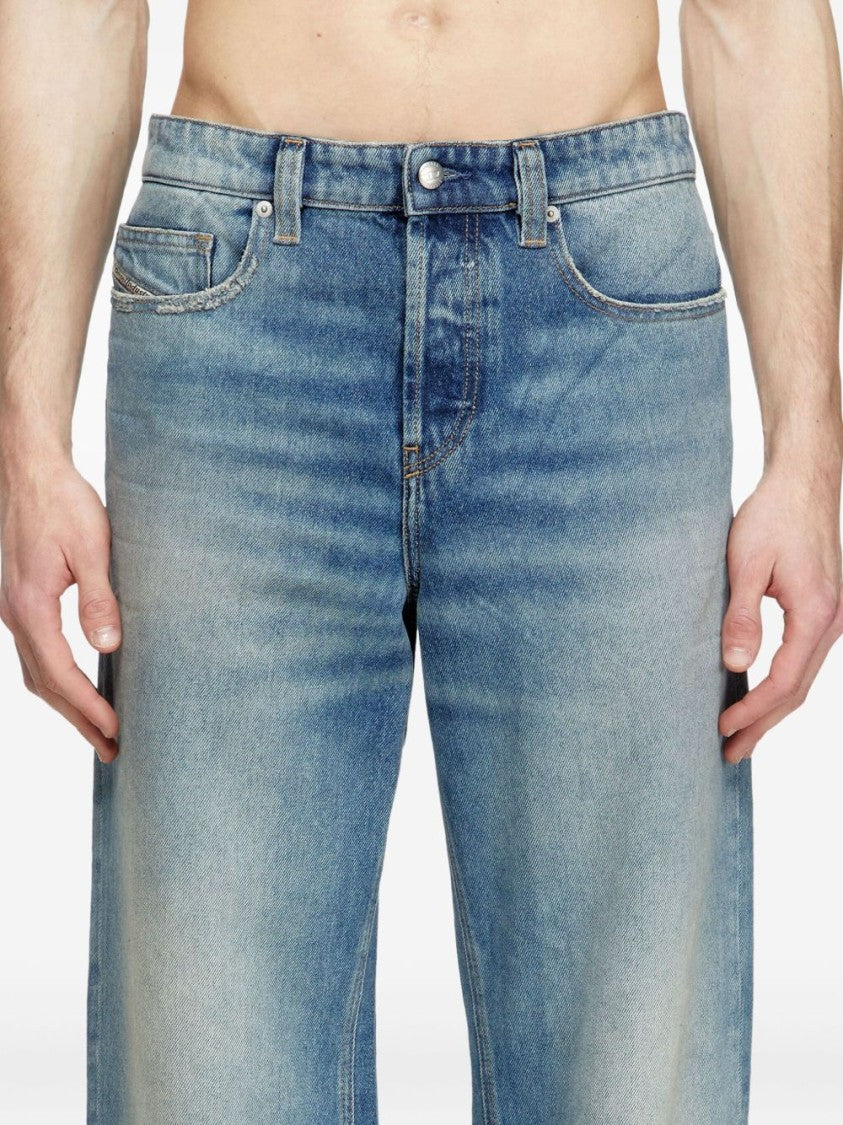 Diesel Relaxed Fit Blue Jeans With Vintage Wash