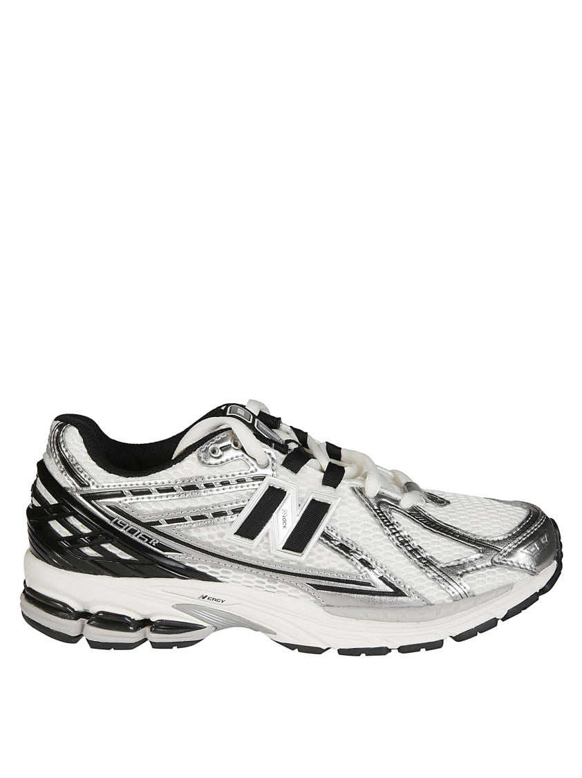 New Balance Sporty Sneakers With Reflective Upper