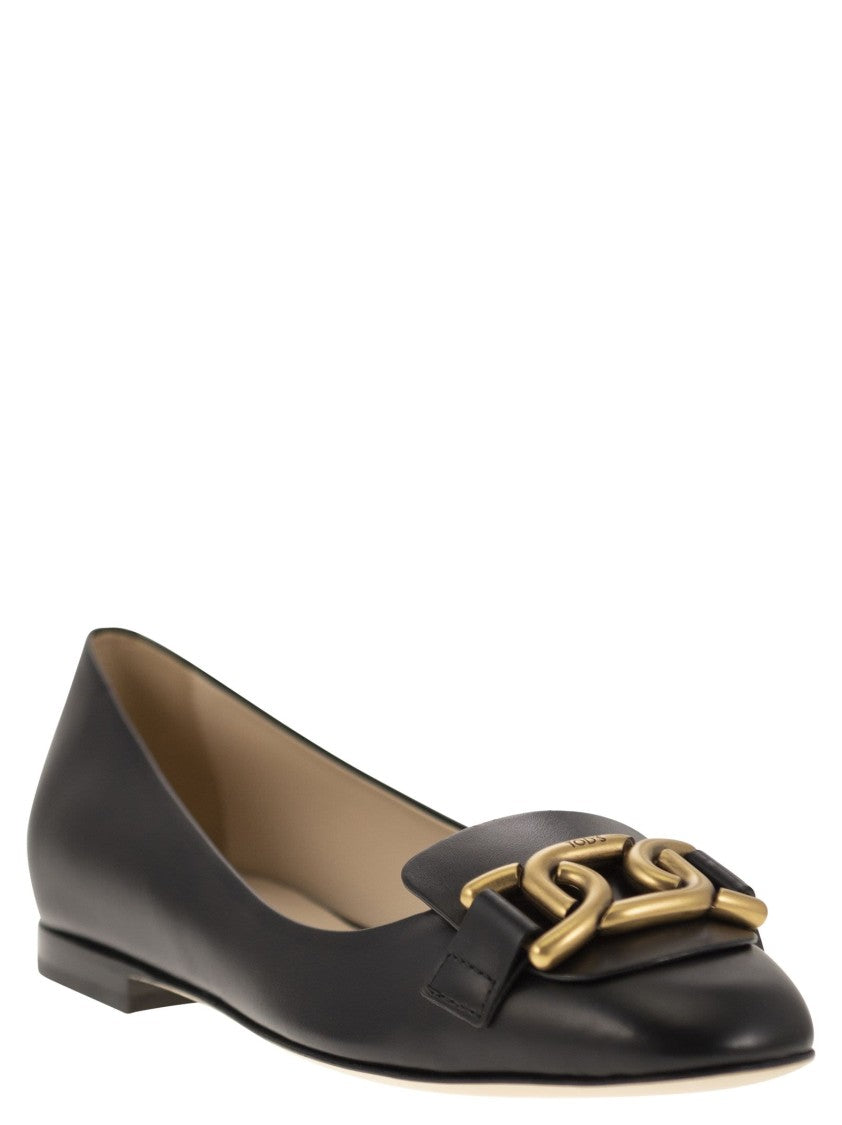 Tod's Leather Ballerina With Accessory