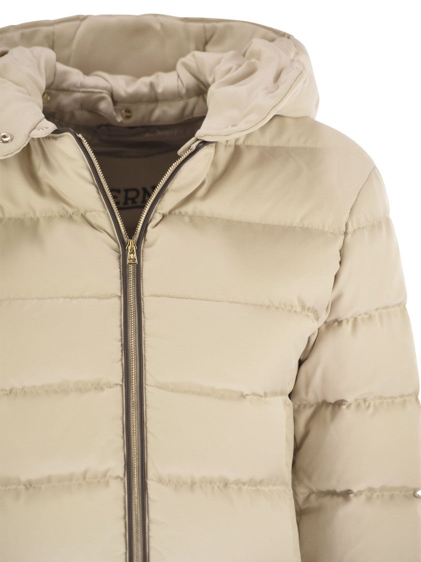 Herno Medium Down Jacket With Hood