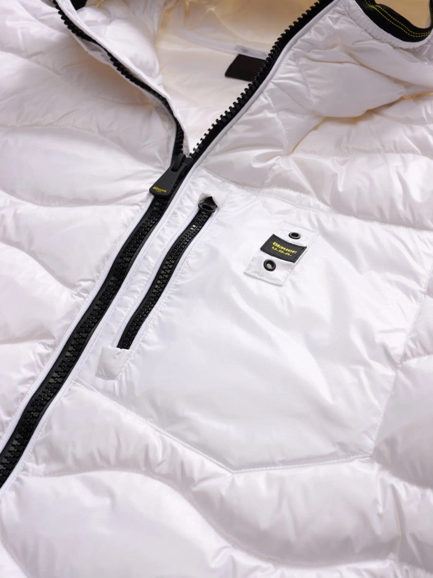 Blauer Quilted Down Jacket With Wave Pattern