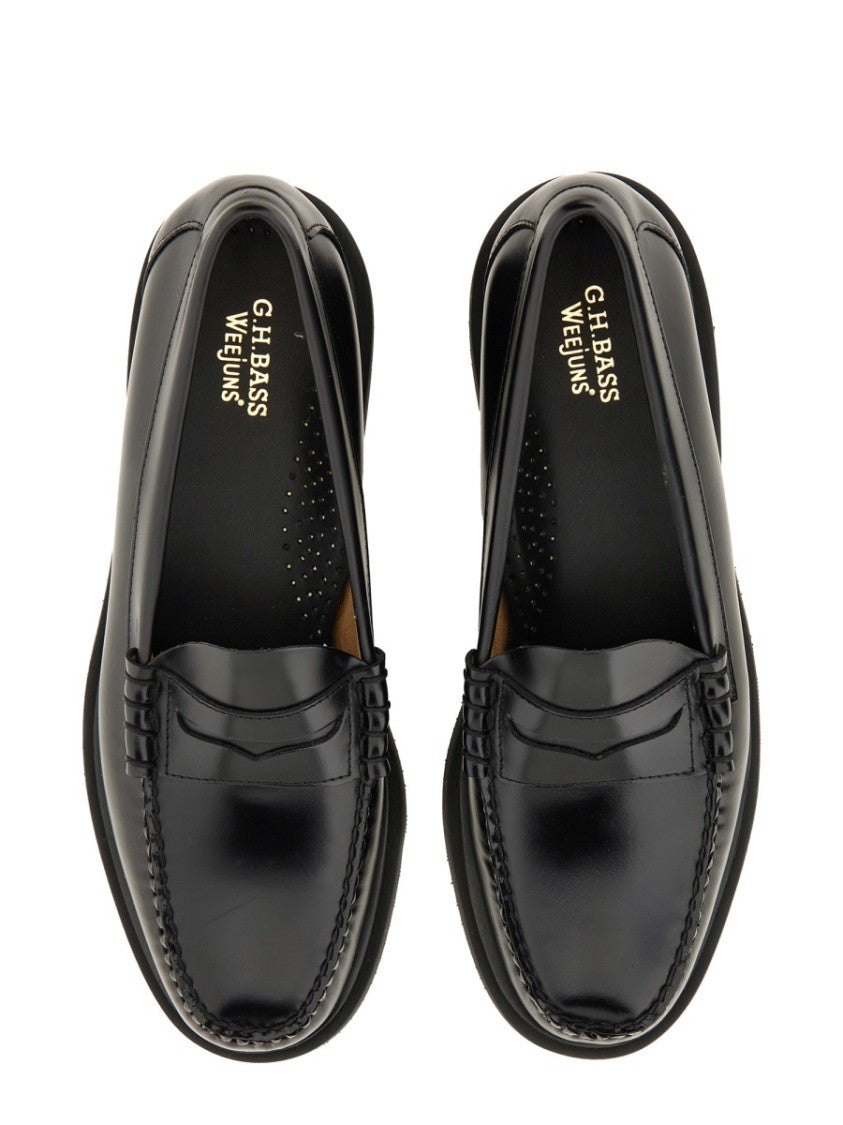 G.H. Bass Moccasin "Weejuns Step Larson Penny"