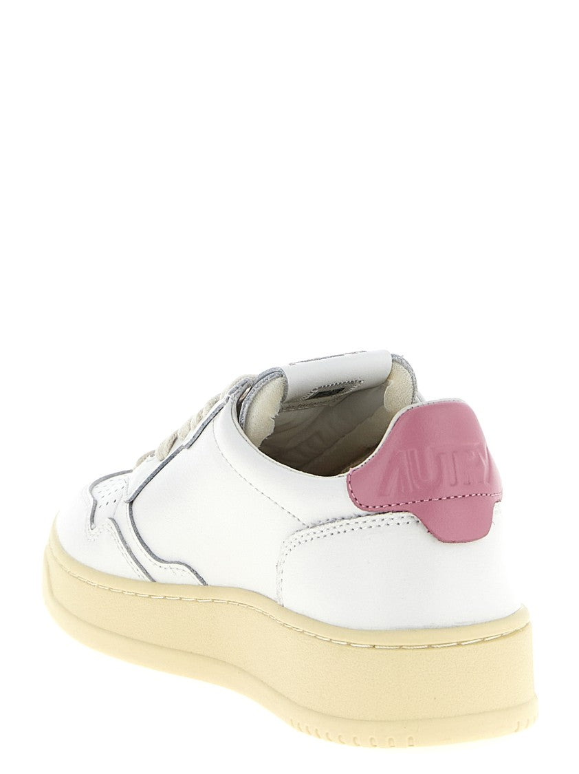 Autry 'Medalist Low' Sneakers