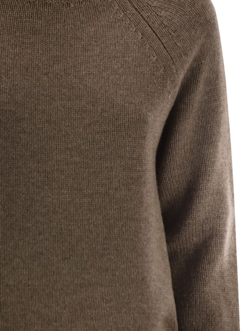 Max Mara Turtleneck In Wool And Cashmere Yarn