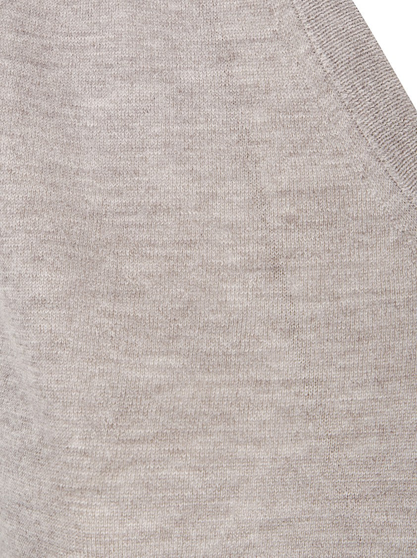 Lisa Yang Sleeveless Cashmere Top With V-Neckline And Contrast Edges