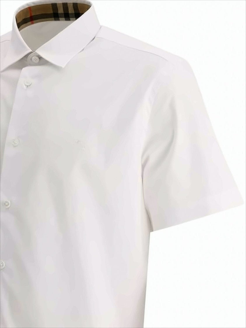Burberry Minimalist White Short-Sleeved Shirt