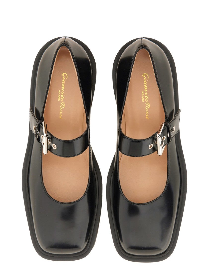 Gianvito Rossi Rounded Toe Leather Sandals