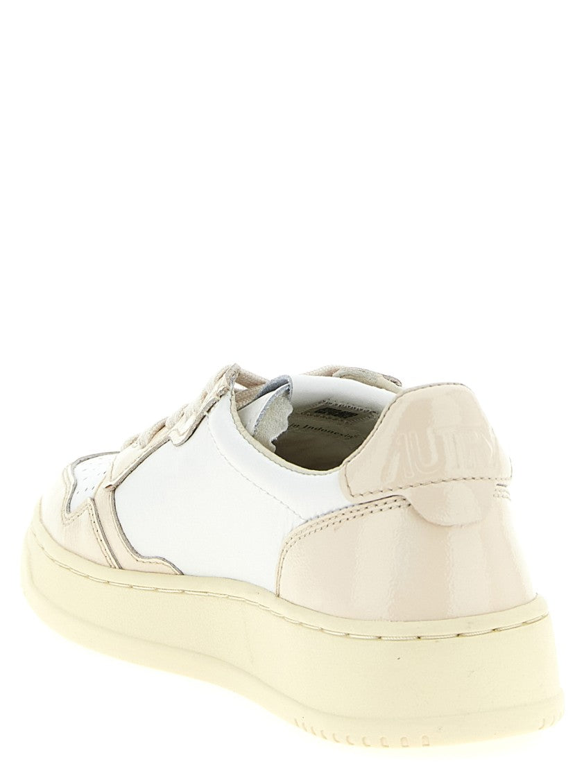 Autry 'Medalist Low' Sneakers