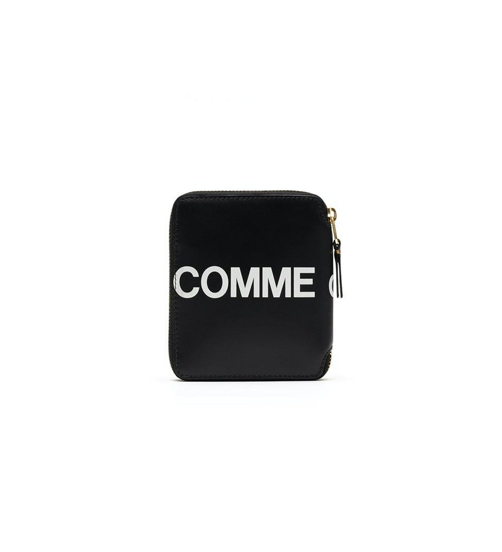 Wallet Cdg Contemporary Rectangular Wallet With Prominent Logo