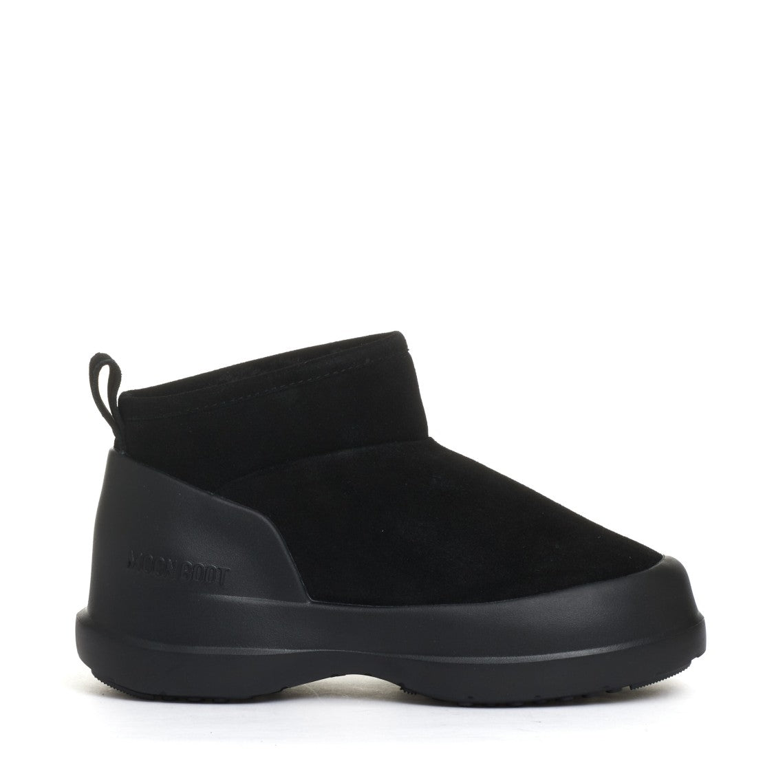 Moon Boot Mb Luna Low Boot In Classic Black With Premium Leather Construction