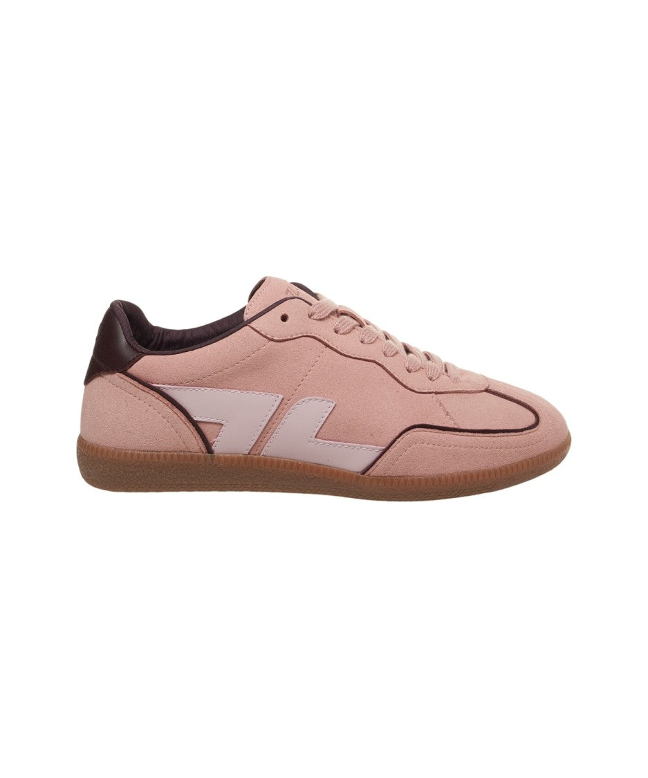 Zeta Delta' Sneakers