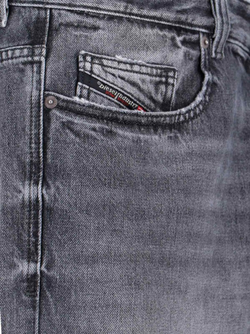 Diesel '2001 D-Macro' Jeans – Grey