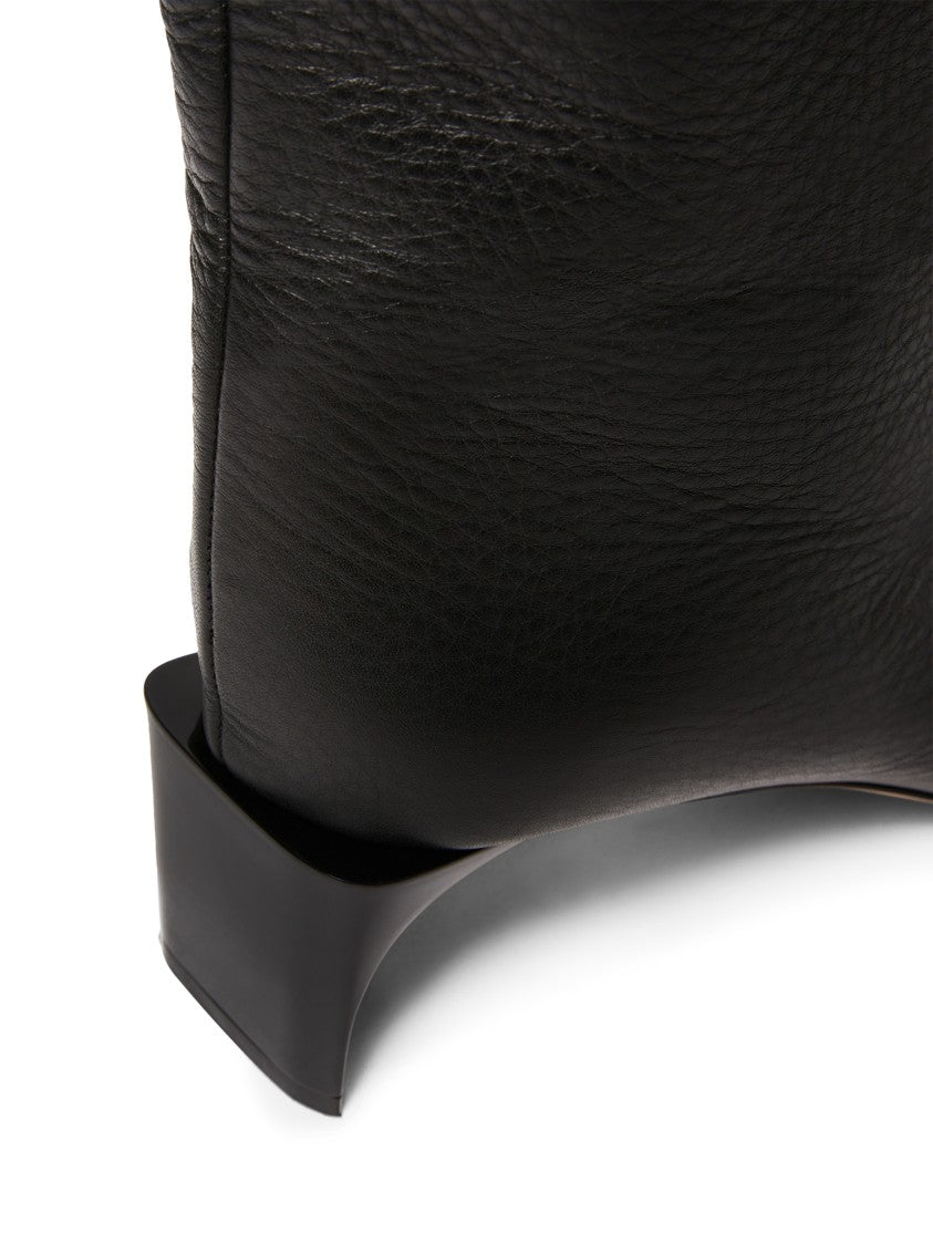 Max Mara Pointed Toe Ankle Boots In Smooth Vitello Leather