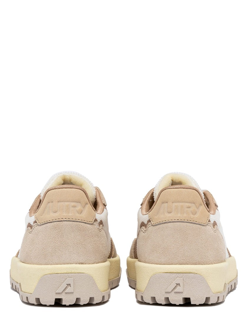 Autry Whisper White Wildpace Low Sneakers