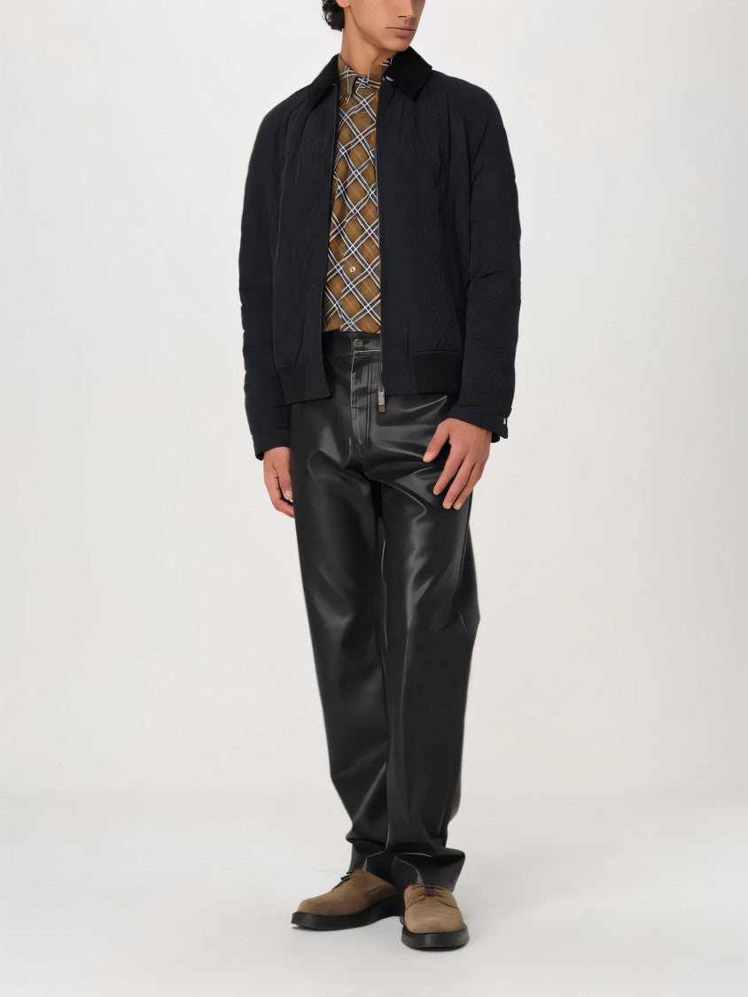 Burberry Quilted Black Jacket With Structured Silhouette And Front Zip Closure