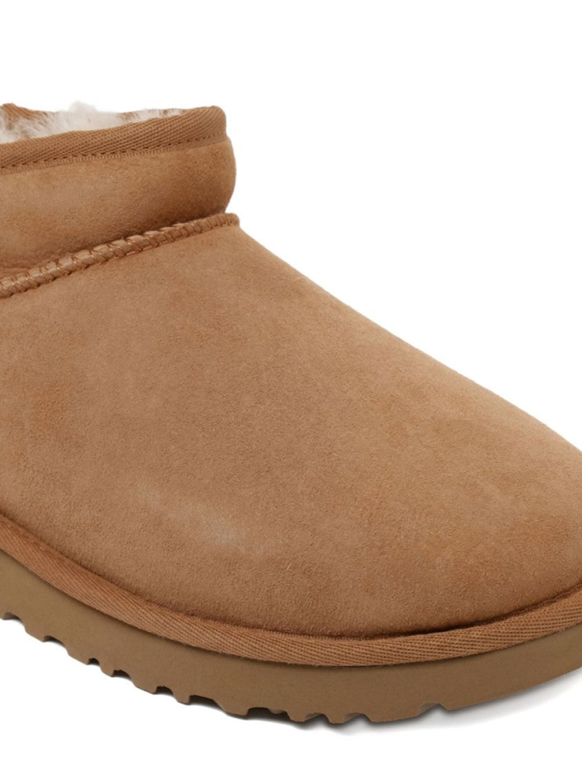 Ugg Low-Cut Slip-On Boots With Sheepskin Lining