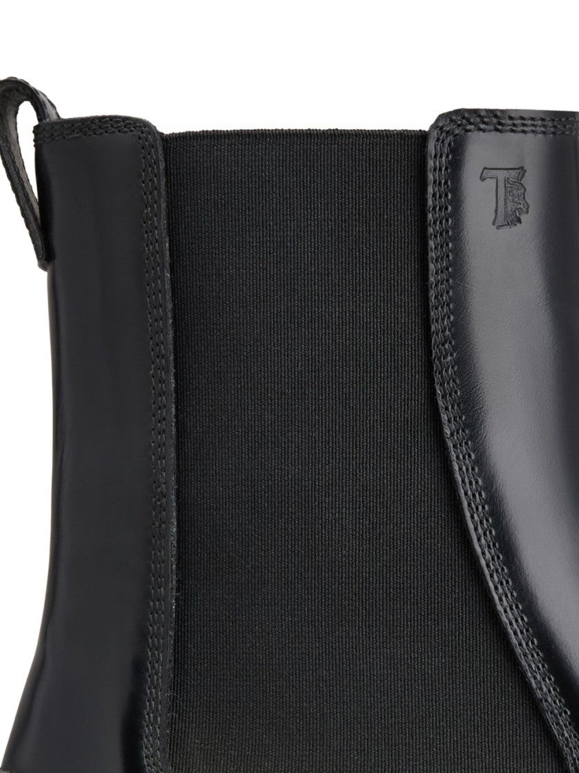 Tod's Polished Leather Ankle Boots With Textured Sole