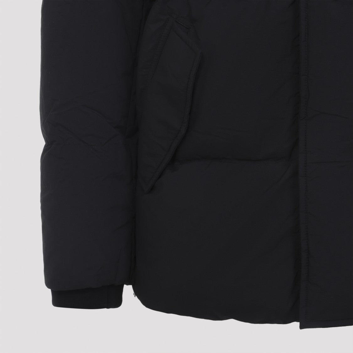 Moose Knuckles Black Everest 3Q Puffer