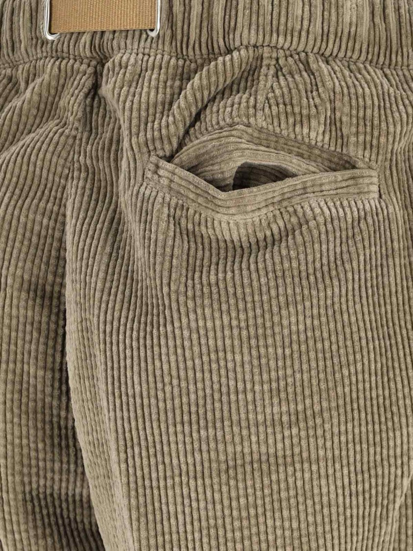 White Sand Corduroy Pants – Green