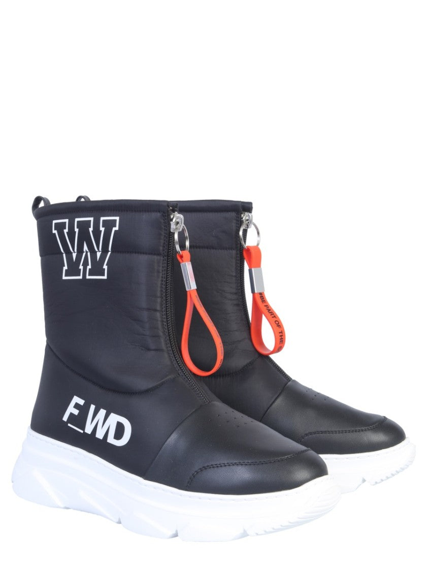 Forward Black Leather Boots