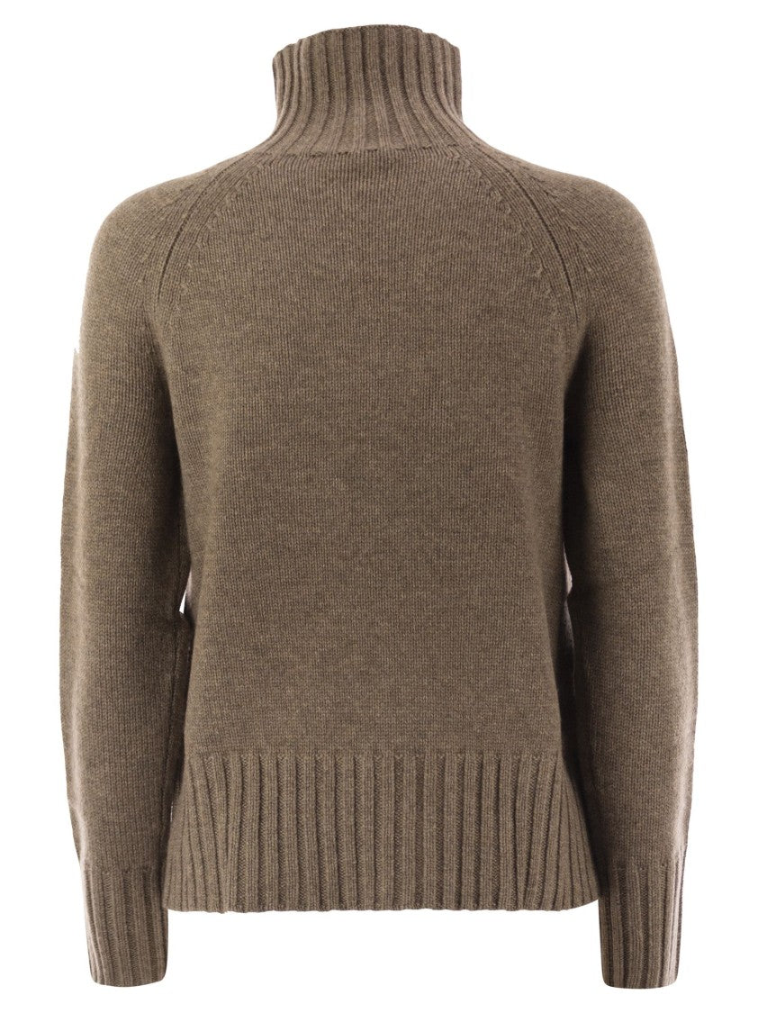 Max Mara Turtleneck In Wool And Cashmere Yarn