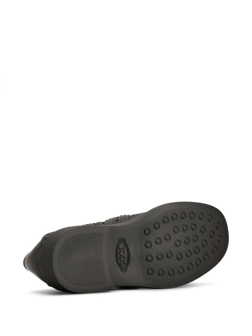 Tod's Elegant Black Shoes With Decorative Buckle And Fringe Detail