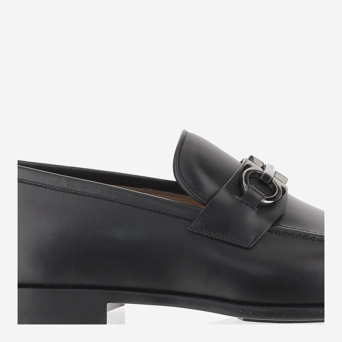 Salvatore Ferragamo Ganicini Leather Loafers