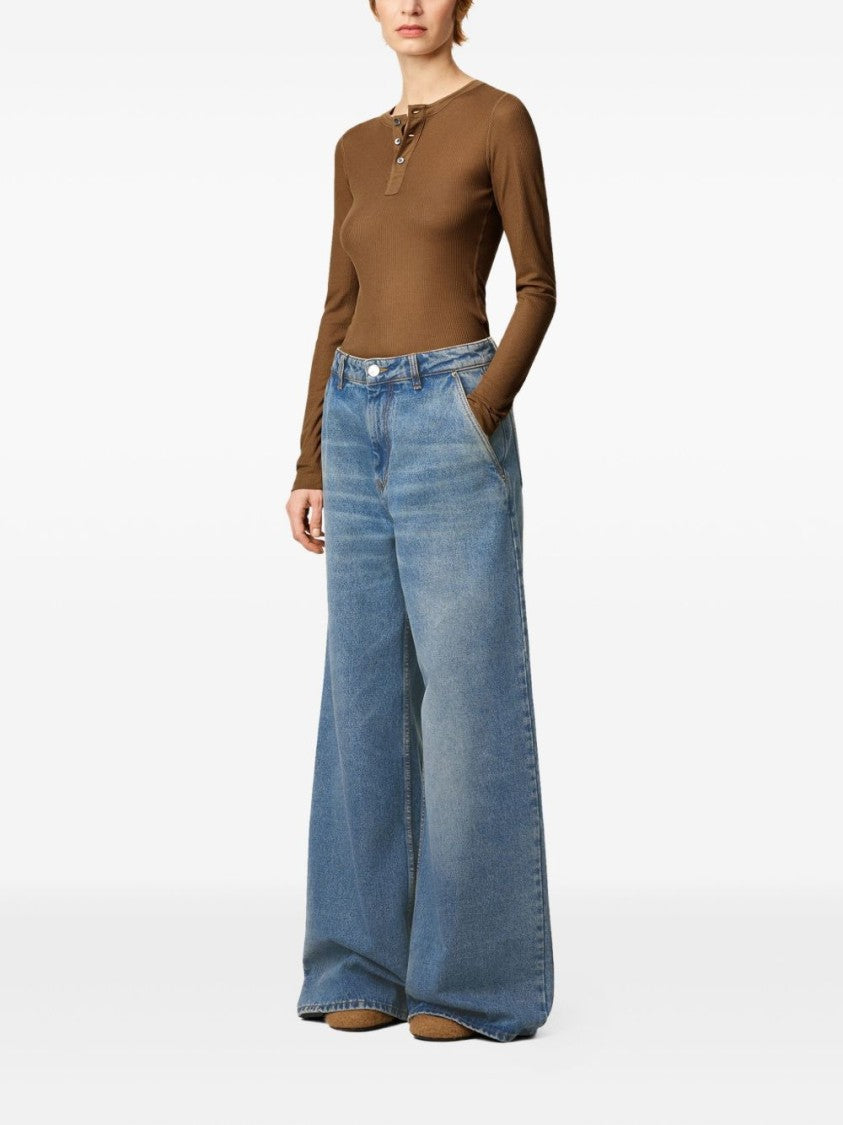 Ami Loose-Fit Jeans