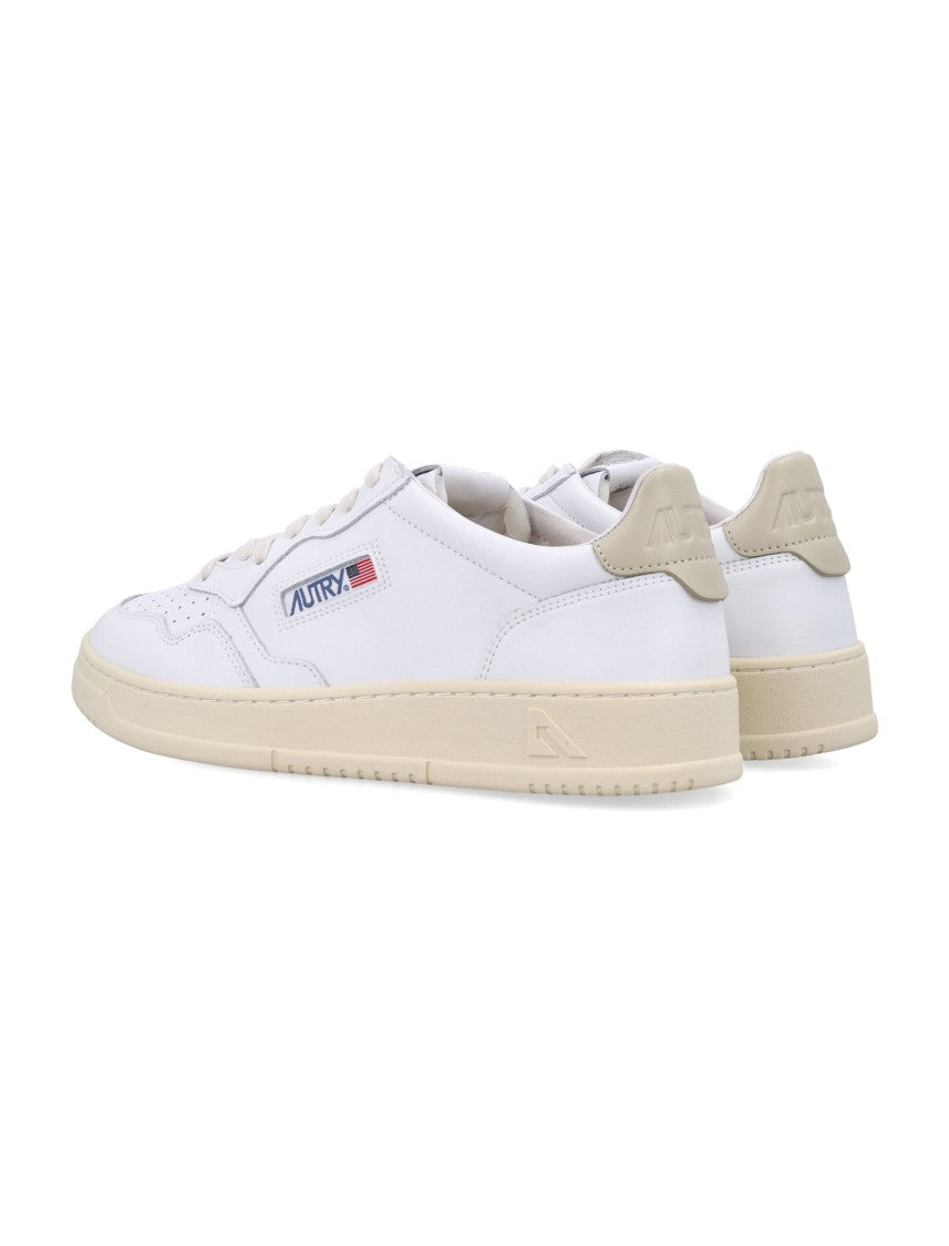 Autry Medalist Low-Top Sneakers