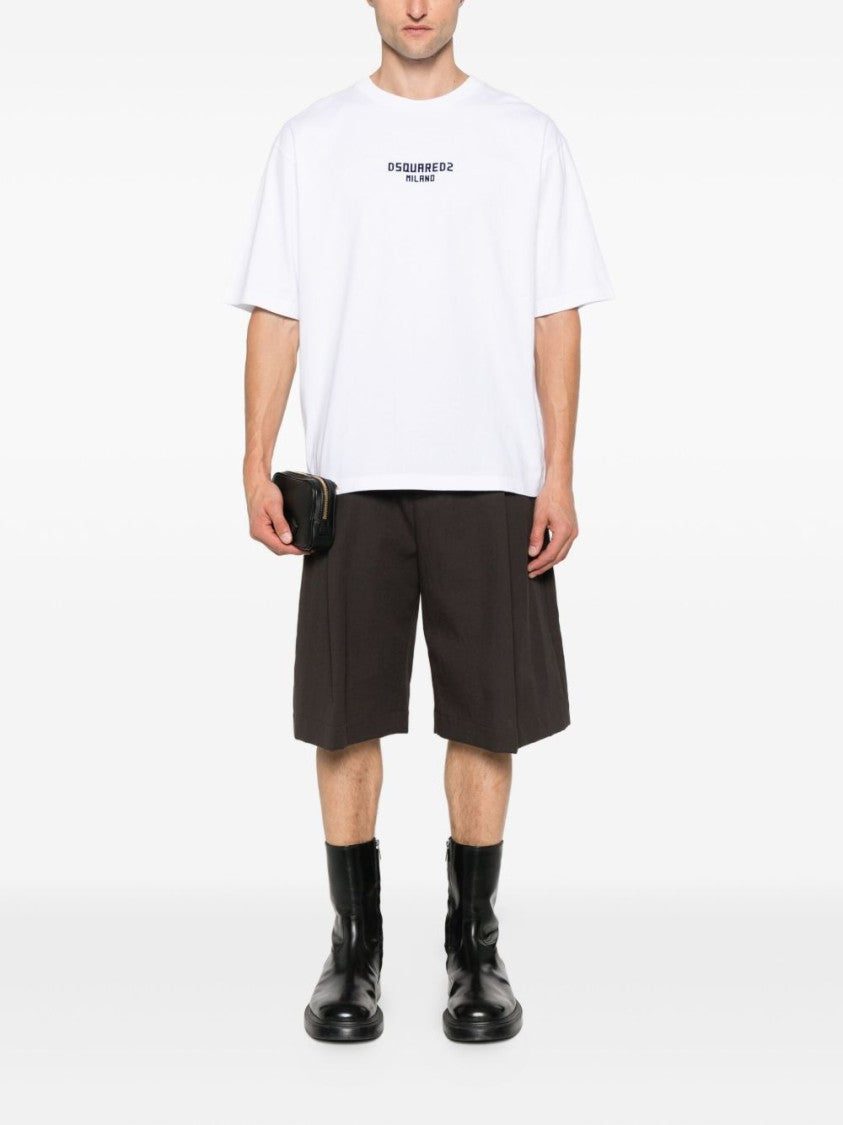 Dsquared2 Classic White T-Shirt With Navy Logo Detail
