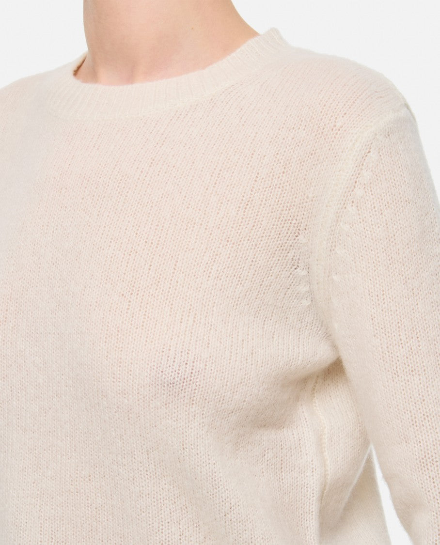 Lisa Yang Relaxed Fit Crew-Neck Knit Jumper With Subtle Ribbing