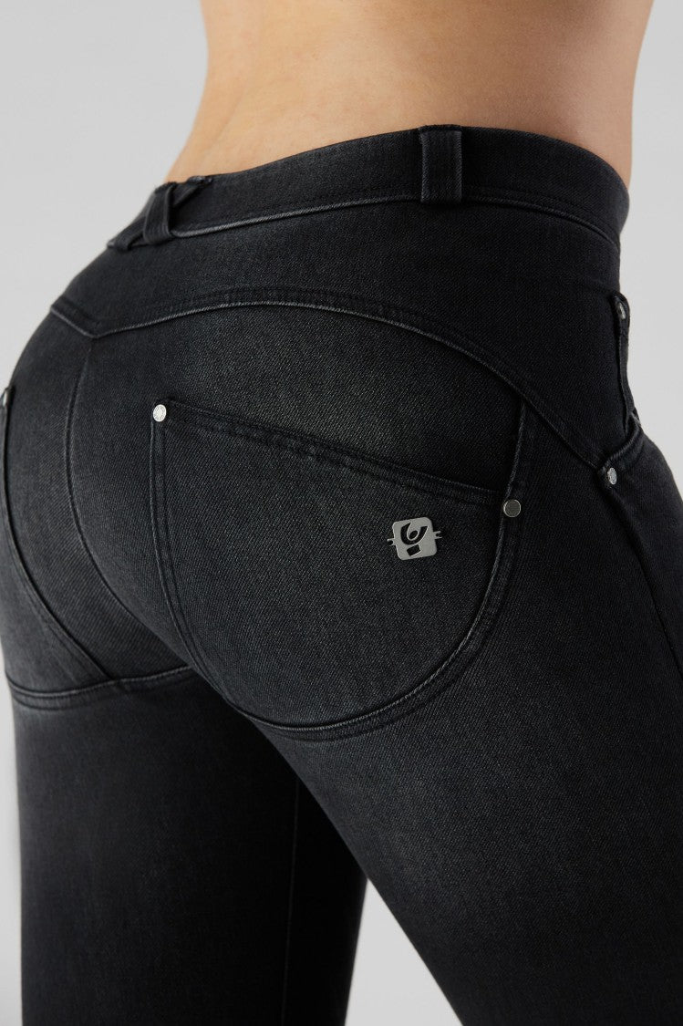 Freddy Skinny Push-Up Pants With Innovative Wrup® Technology