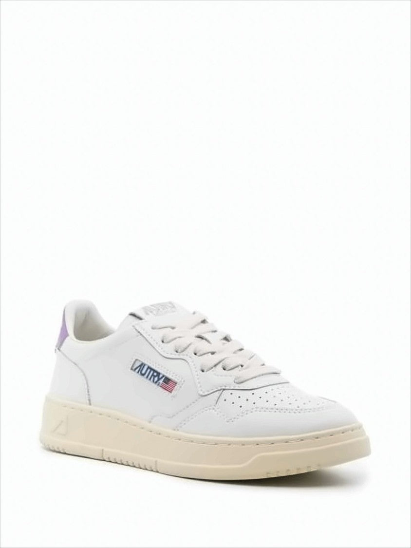 Autry Low-Top Sneakers With Smooth Leather Upper And Vintage Appeal