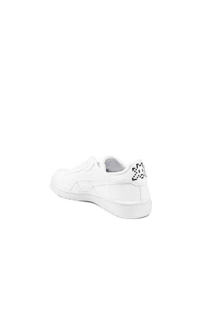 Comme Des Garçons Innovative Sneakers With 8-Bit Graphics