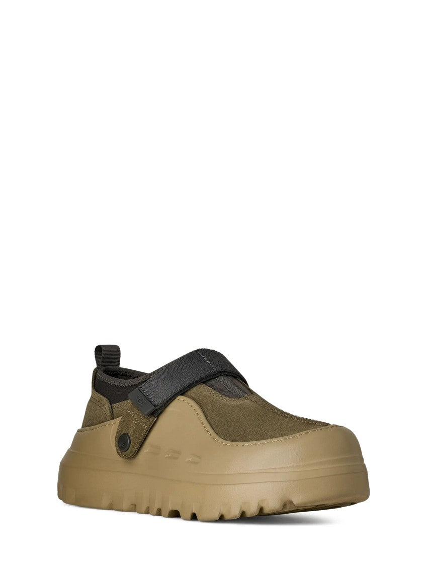 Ugg Rugged Low-Cut Flat Shoes With Textured Sole