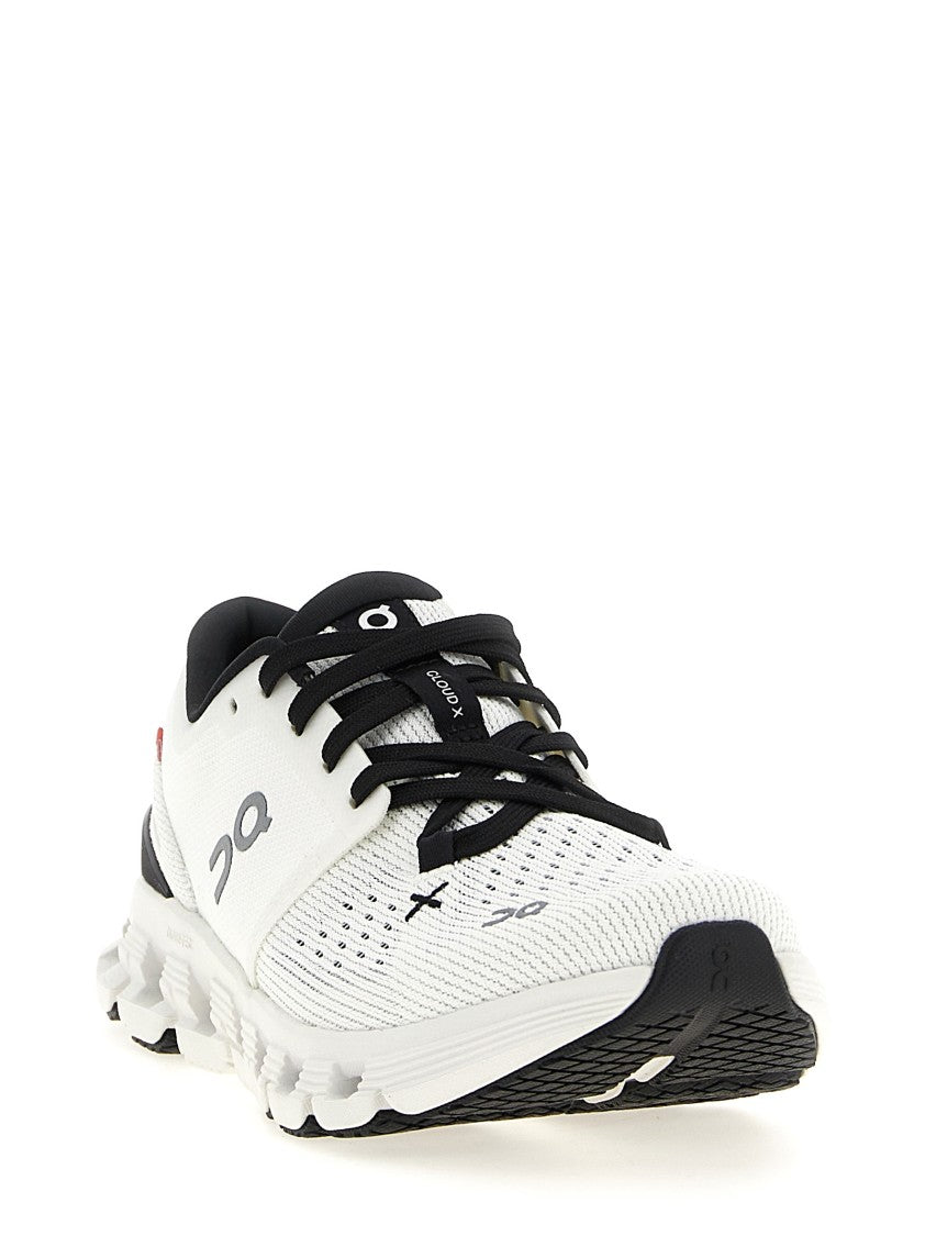On 'Cloud X 4' Sneakers
