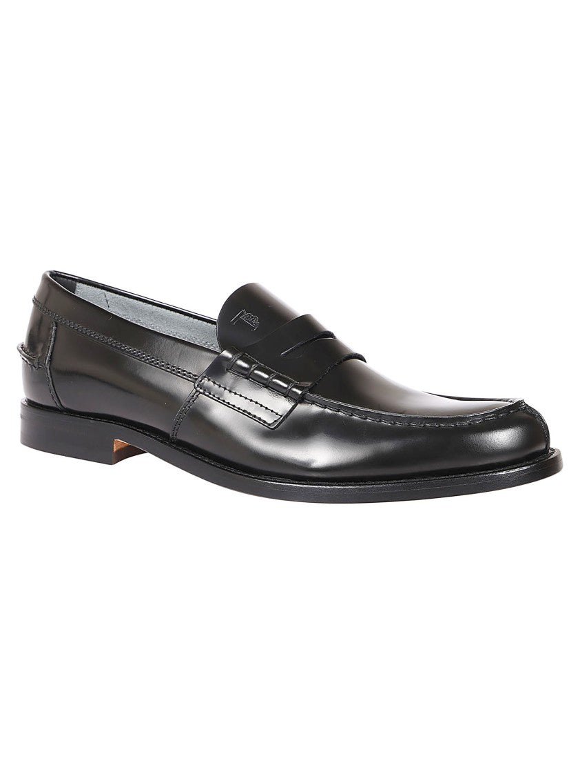 Tod's Polished Leather Moccasin With Subtle Stitched Detailing