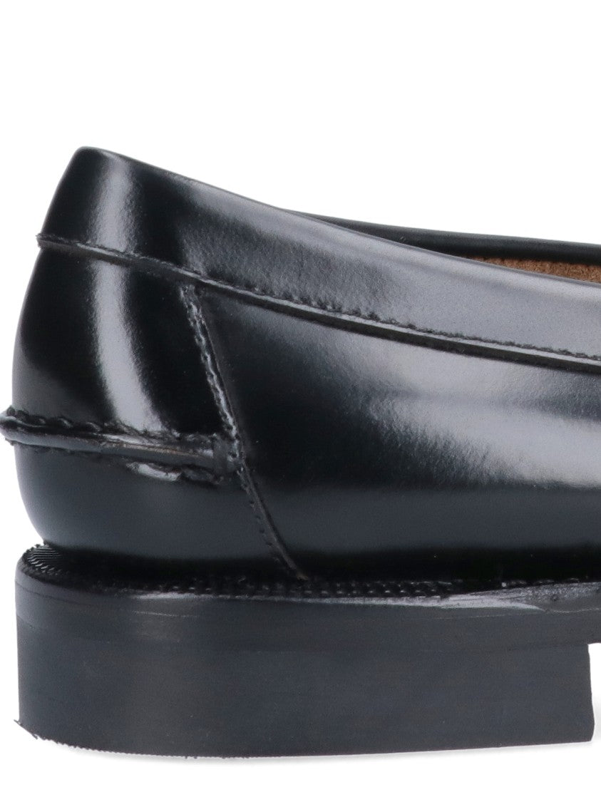 Sebago Round Toe Slip-On Moccasins With Cut-Out Upper Design