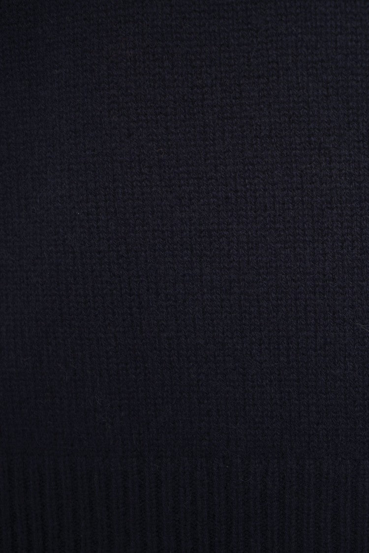 Soft Goat Cashmere Polo Sweater With Classic Collar