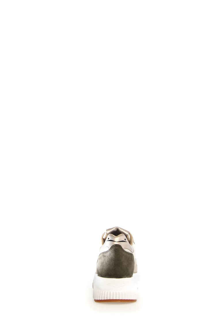 Voile Blanche Luxurious Leather And Suede Sneakers With Gold Accents And Comfortable Eva Sole