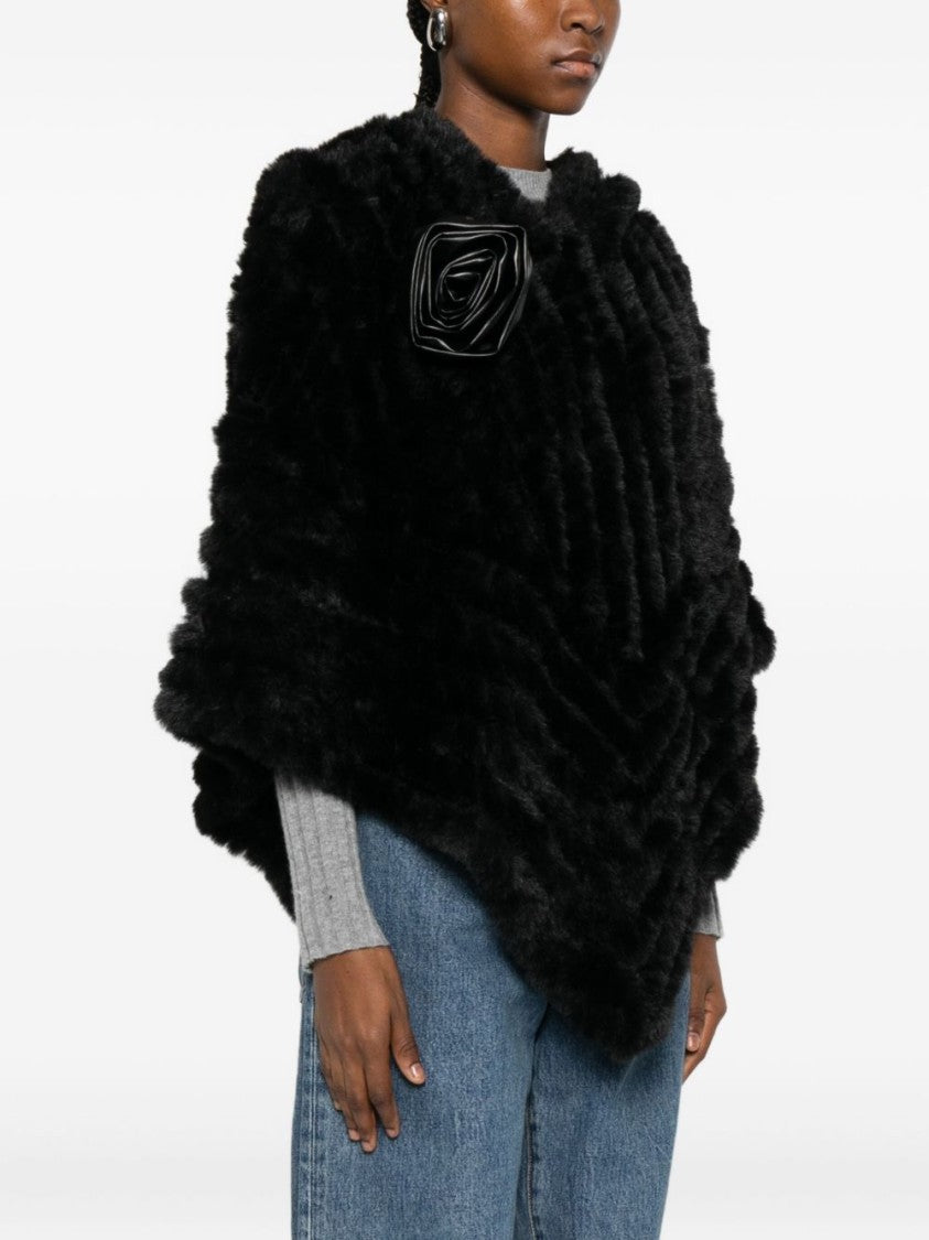 Blugirl Tailored Black Cape With Clean Lines And Minimalist Aesthetic