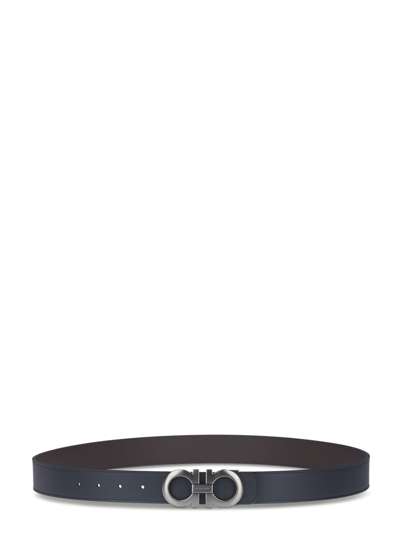 Ferragamo Smooth-Finish Calfskin Leather Belt With Distinctive Buckle