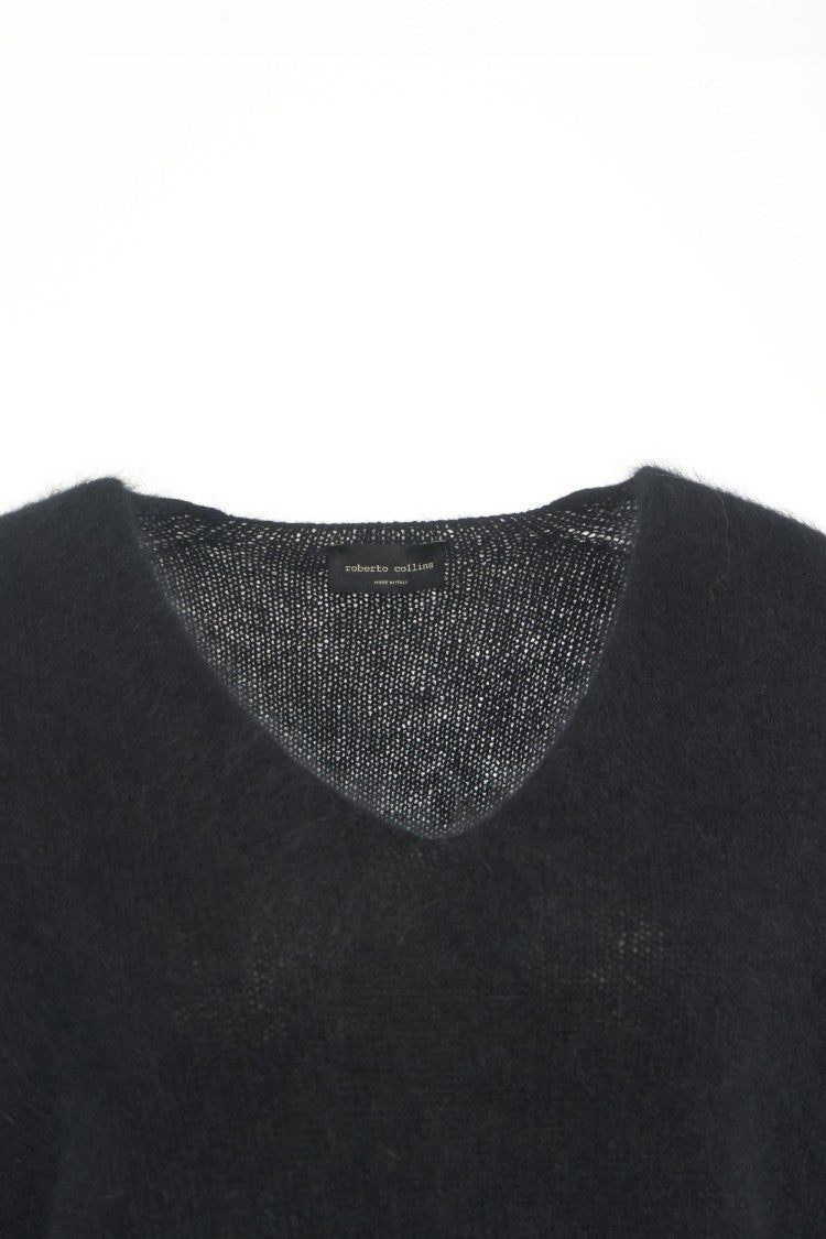 Roberto Collina V-Neck Pullover In Luxurious Fine Knit Fabric