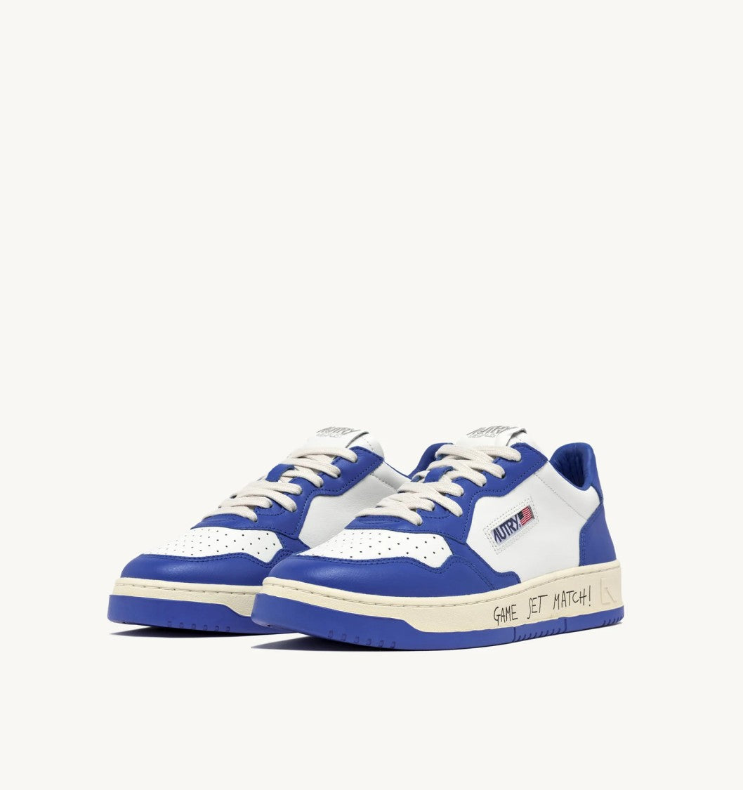 Autry Sneakers Medalist Low With Cushioned Collar And Micro-Perforations