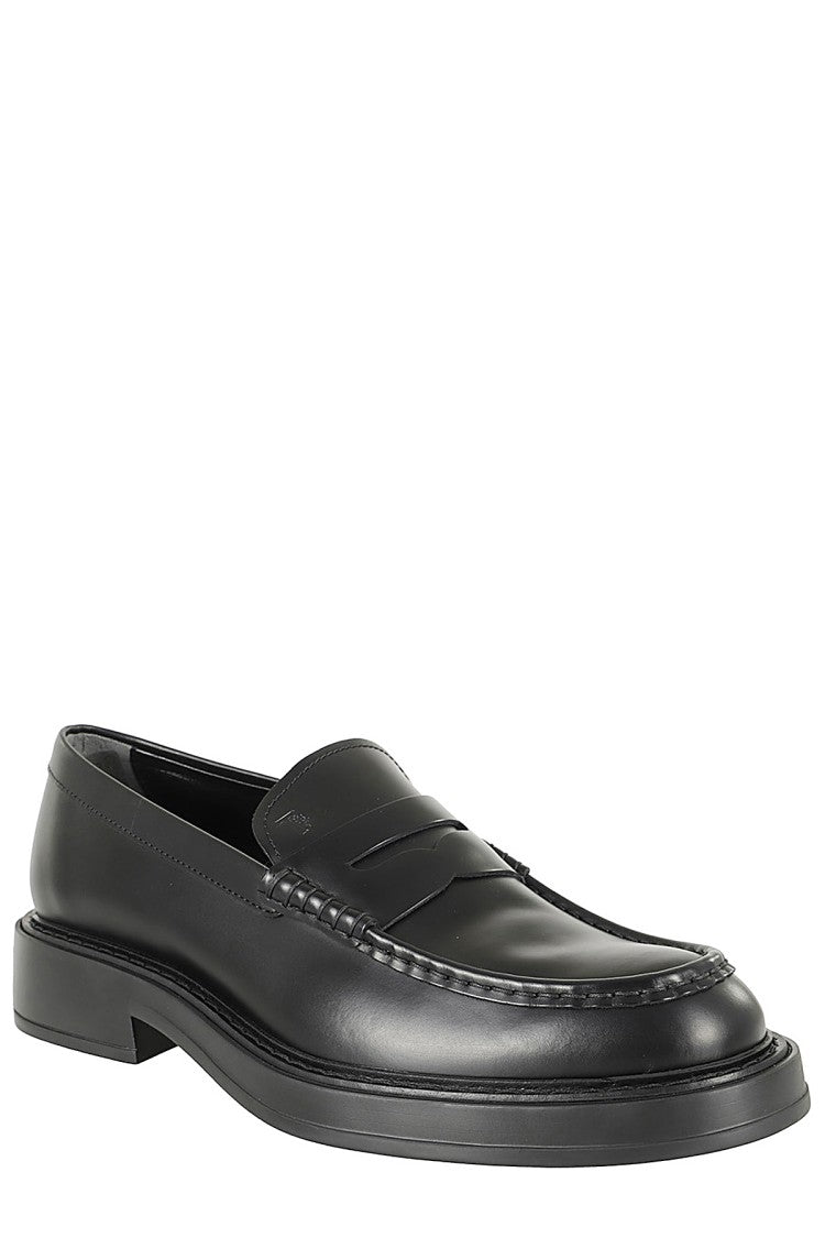 Tod's Round Toe Moccasins