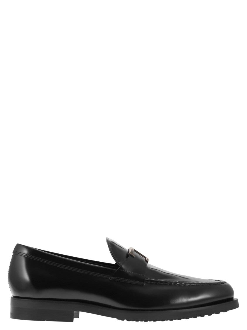 Tod's Leather Moccasin With T Accessory