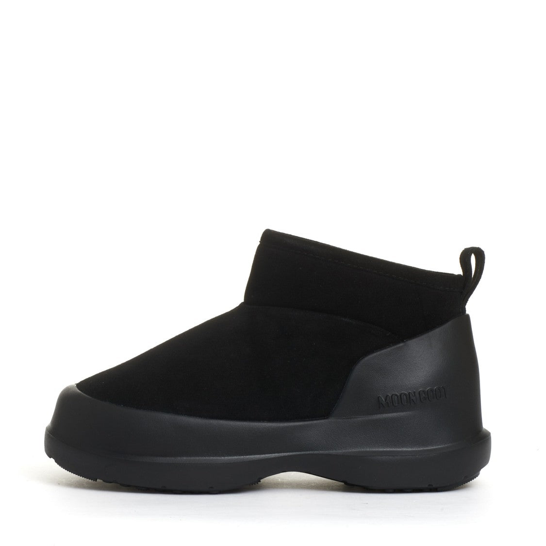 Moon Boot Mb Luna Low Boot In Classic Black With Premium Leather Construction