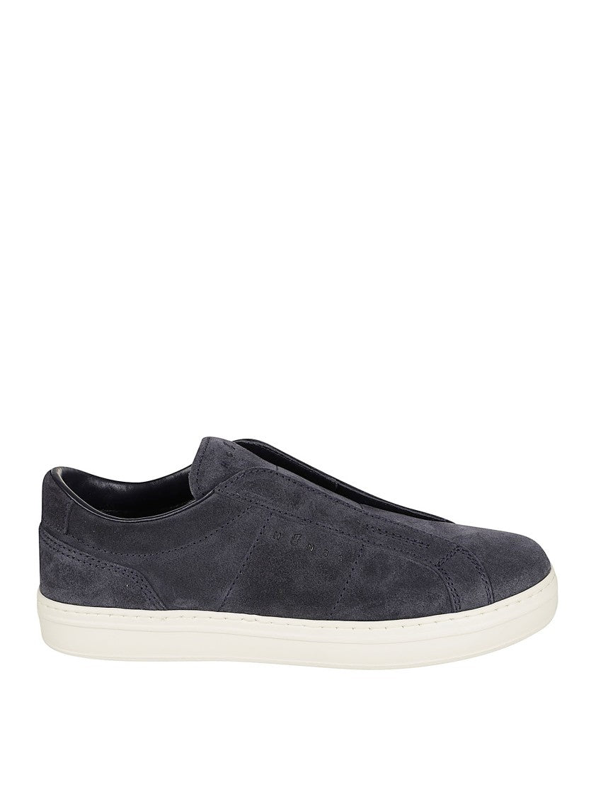 Hogan Suede Sneakers With Nostalgic '80S Basketball Aesthetic