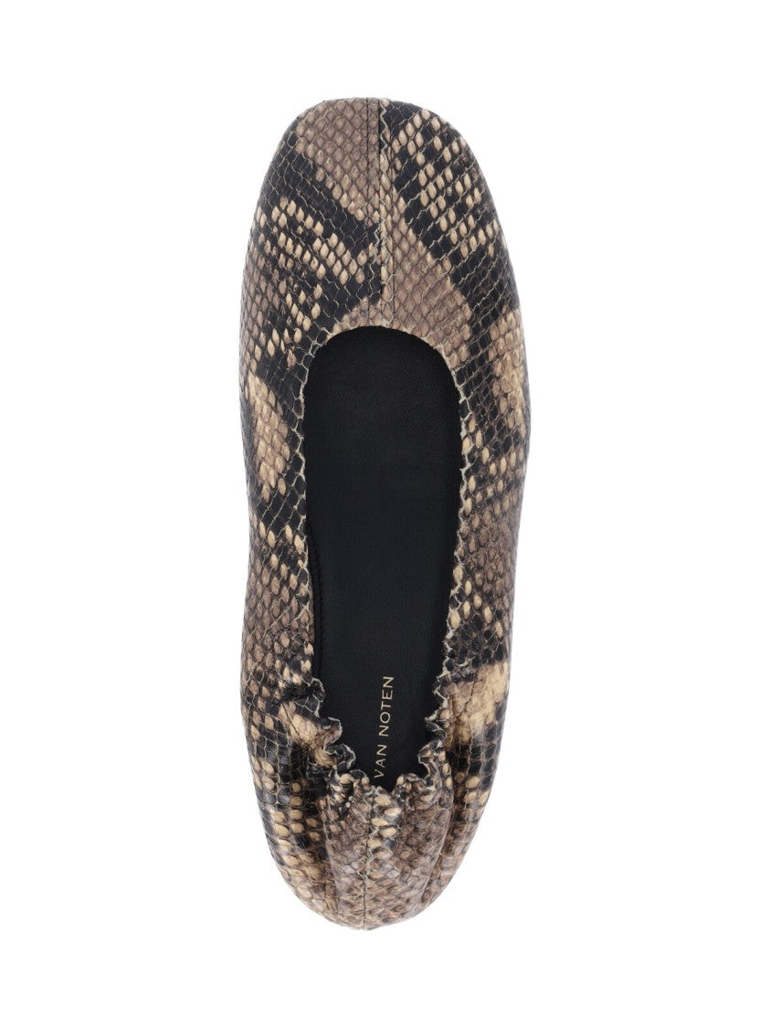 Dries Van Noten Leather Ballerinas – Beige