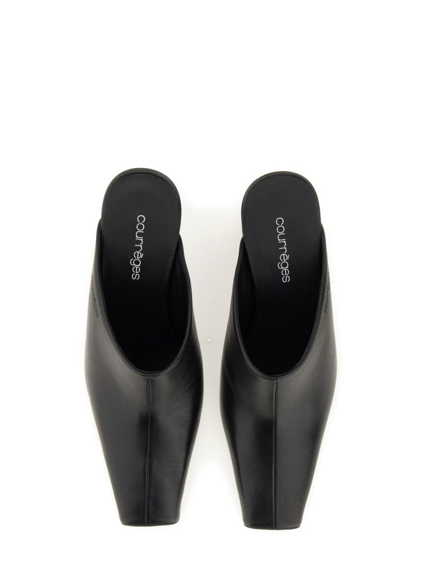 Courrèges Pointed Toe Mules In Smooth Leather